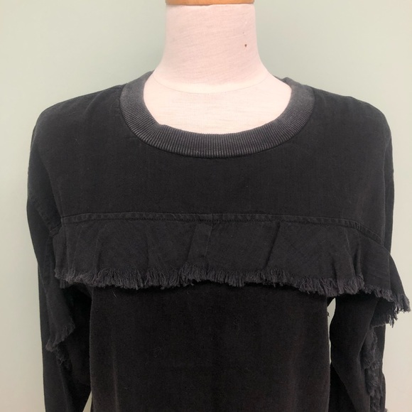 Two by Vince Camuto | Women's Ruffle Shirt | Black | Medium - Picture 3 of 4